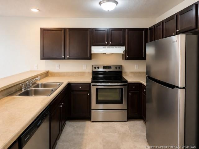 Building Photo - 1820 Tryon Dr