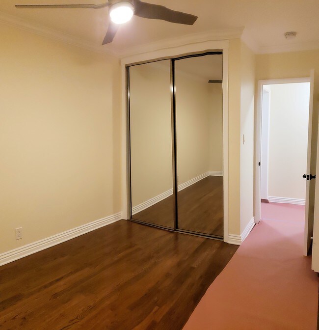 Bedroom - 579 Levering Ave