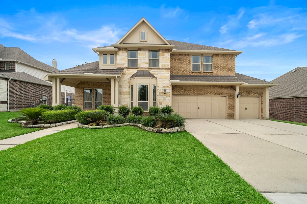 Foto principal - 8530 San Juanico St