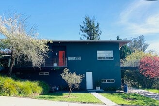 Building Photo - 8989 Barnett Valley Rd