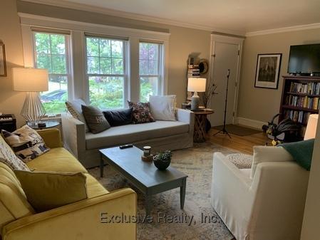 Foto del edificio - 2 bedroom in NEWTON MA 02459