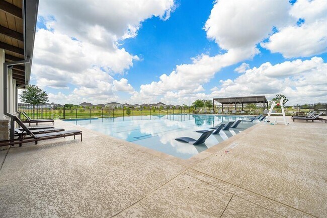 Foto del edificio - 9808 Magnolia Village Ln