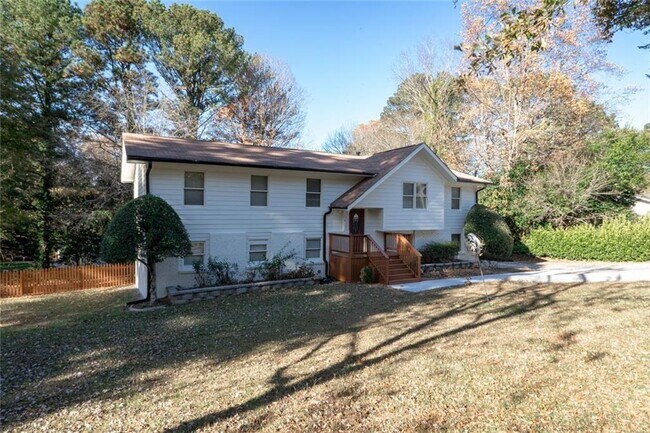 Foto del edificio - 3599 Lower Roswell Rd