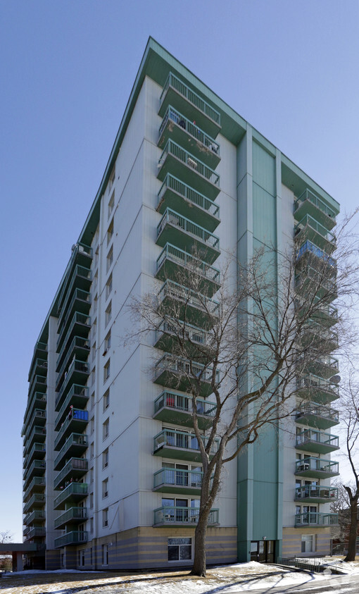 Building Photo - Charlotte Place