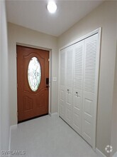 Building Photo - 628 SE 12th Ct