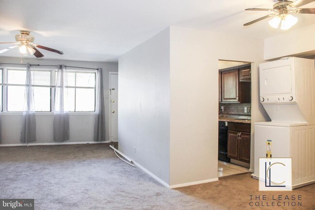Building Photo - 3916 Stone Gate Dr
