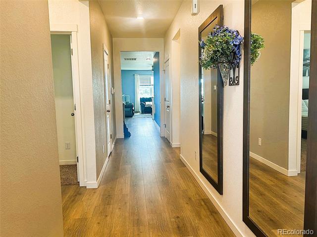 Foto del edificio - 4992 Trails Edge Ln