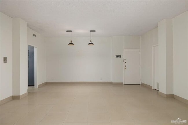 Building Photo - 20 Wichita Ave