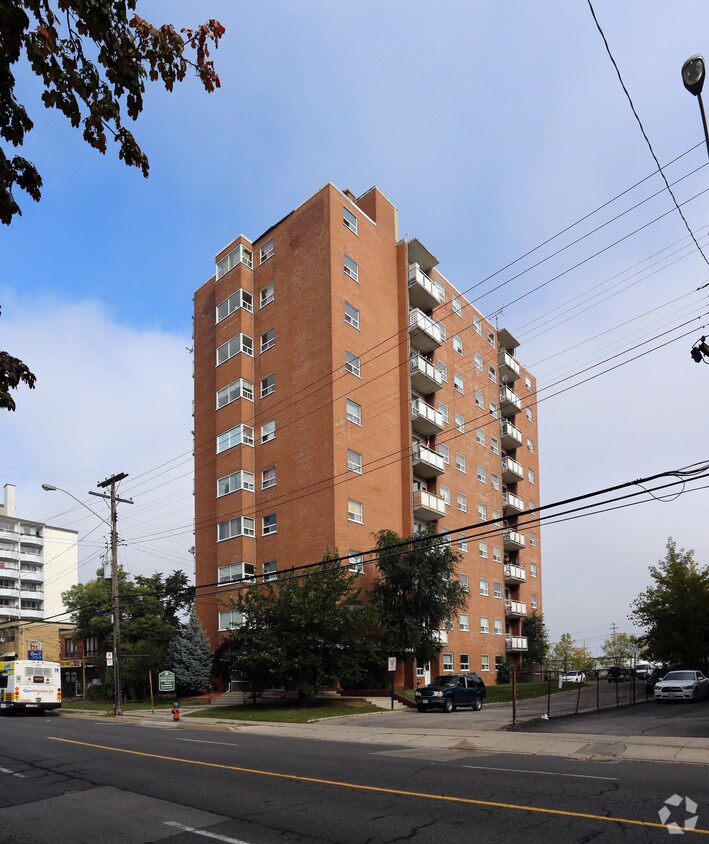 Primary Photo - Eastgate Towers