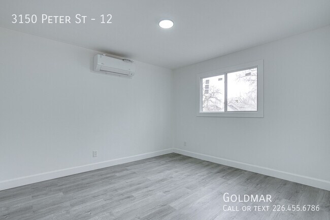 Photo du bâtiment - New Listing in Sandwich Town