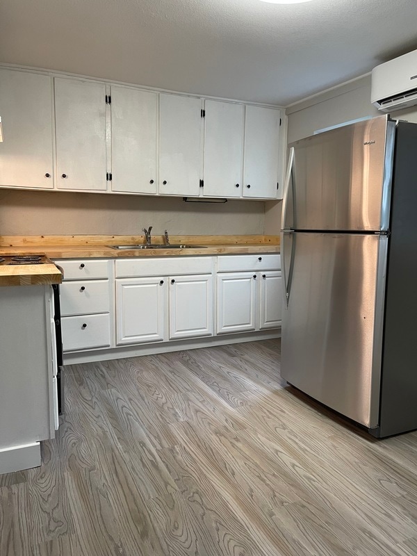 Foto del edificio - 1719 Airline Dr