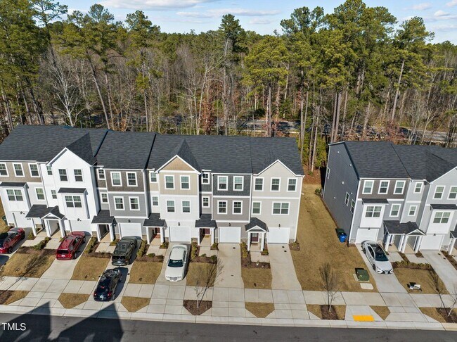 Foto del edificio - 2550 Laurel Valley Way