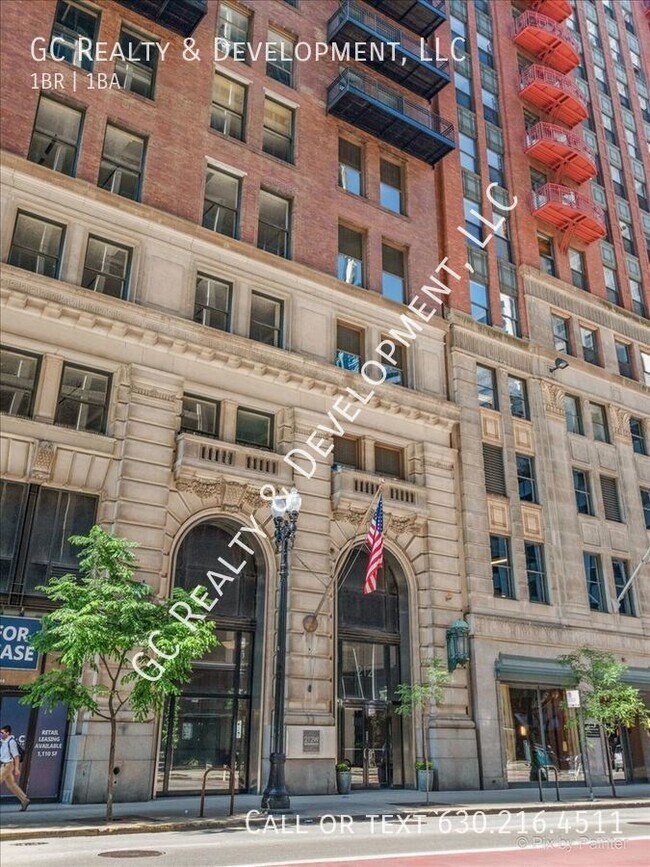 Foto del edificio - ***AVAIL 06/15/2024 / LOOP LOCATION / 1 BD...