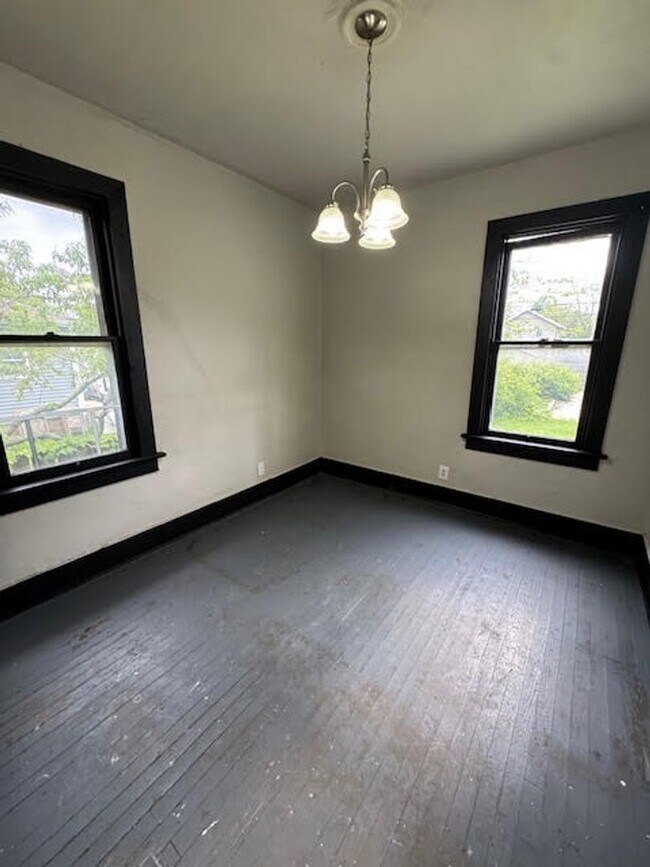 Foto del edificio - 3717 Barr St