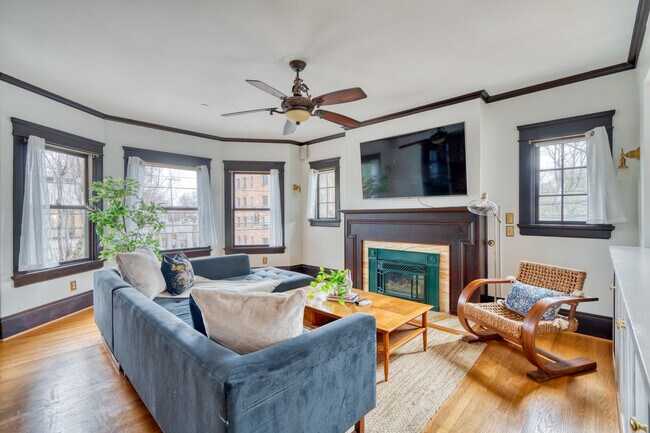 Foto del edificio - 2104 NW Everett St