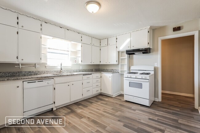 Foto del edificio - 805 E Etowah Rd