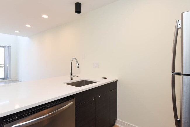 Foto del edificio - 853 W Grace St