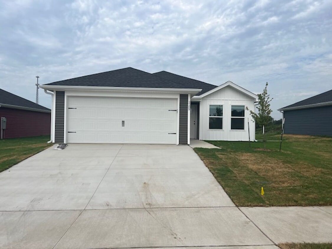 1109 Downy Dr, Oronogo, MO 64855 Townhome Rentals in Oronogo MO