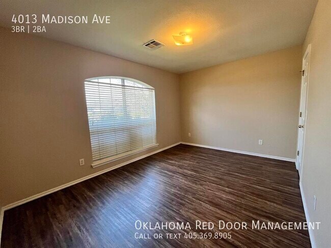 Foto del edificio - 4013 Madison Ave