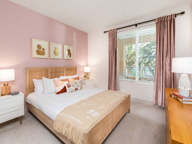 Foto del edificio - 44780 Old Warm Springs Blvd