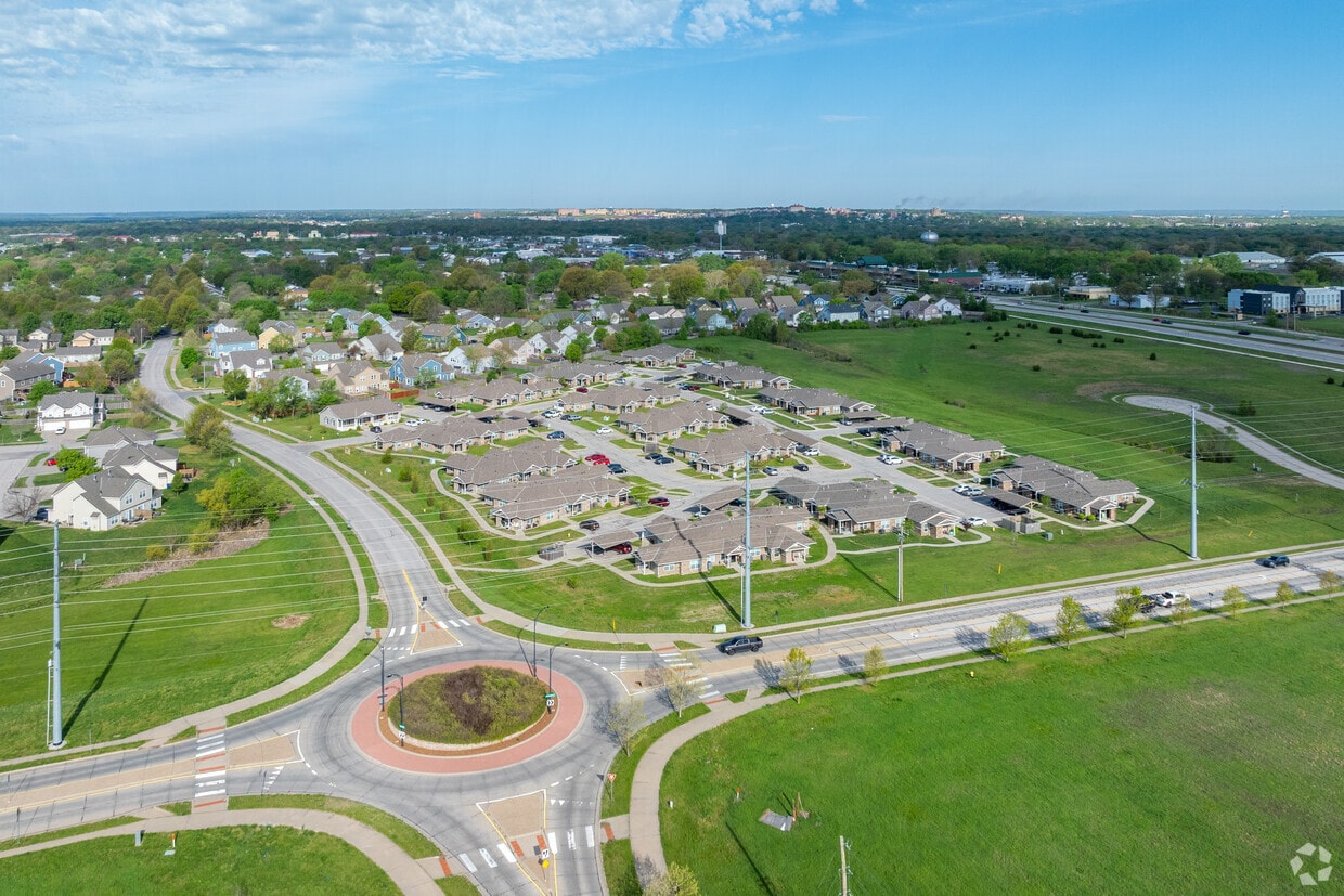 Aerial Photo - Bethel Estates of Lawrence