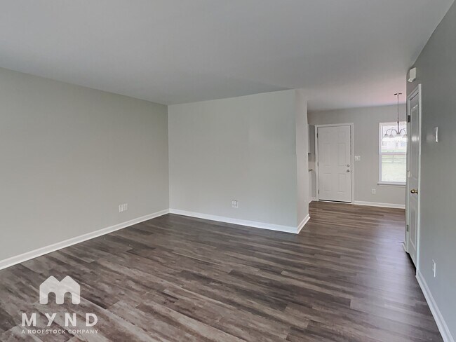 Building Photo - 6039 Mary Blair Ln