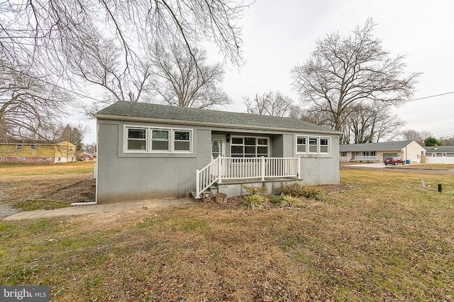 Building Photo - 90 Tufts Rd