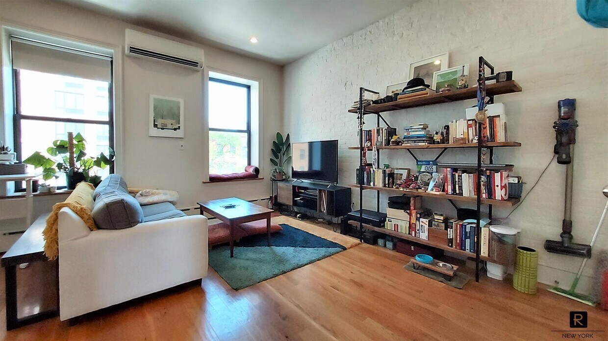 210 Flatbush Ave Unit 3, Brooklyn, NY 11217 Room for Rent in Brooklyn