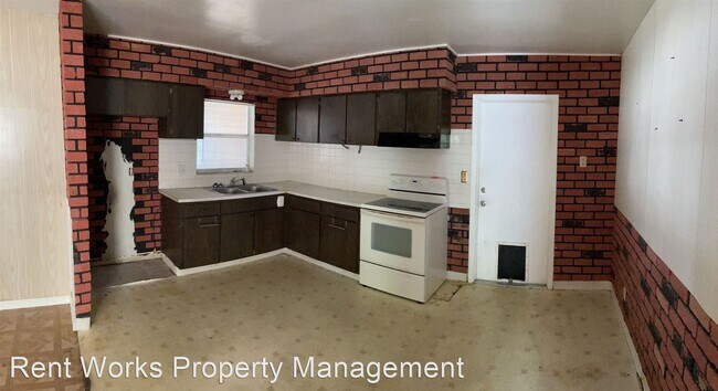 Building Photo - 4 br, 2 bath House - 5794 109th Avenue