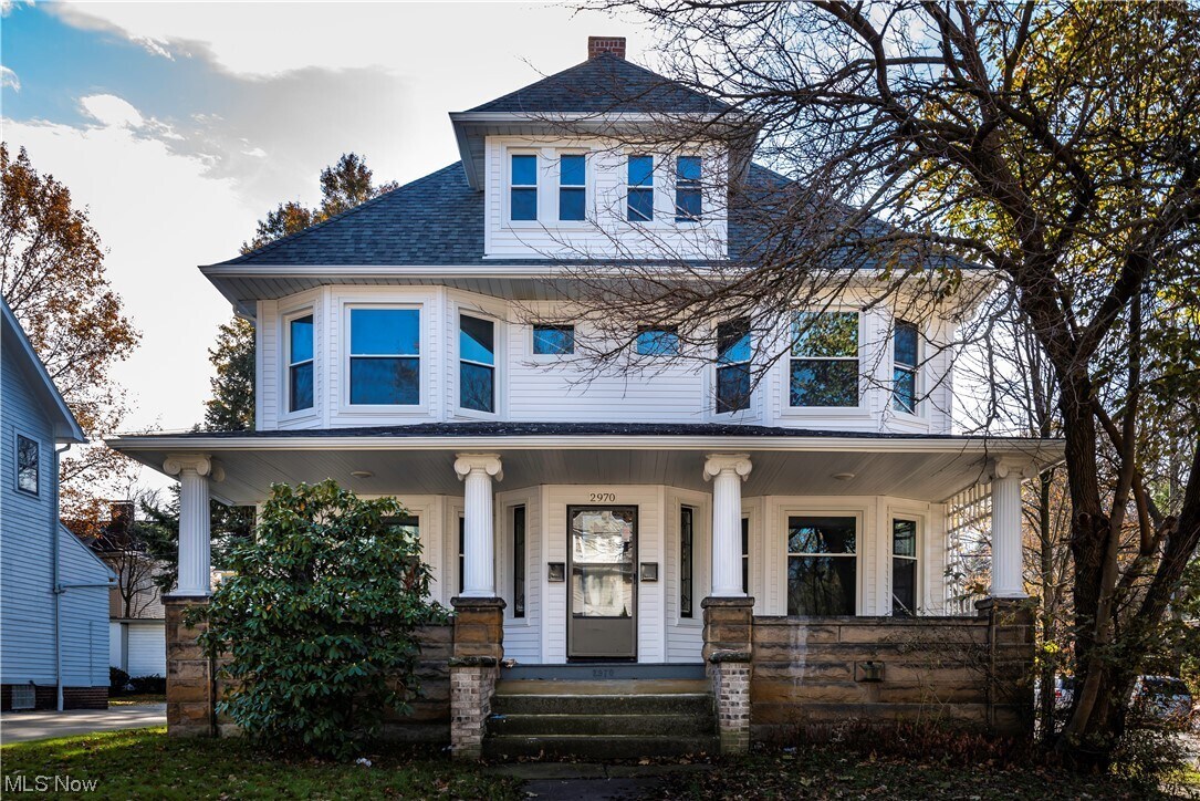 Primary Photo - 2970 Edgehill Rd