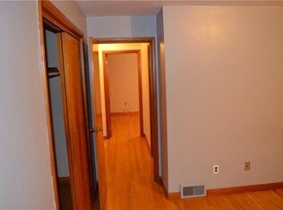 Building Photo - 1412 Kellogg Ave