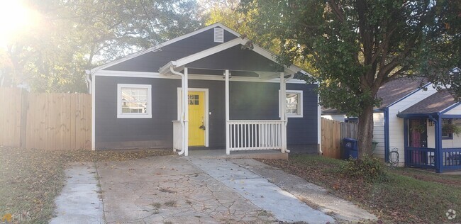 Building Photo - 1053 Grant Ter SE