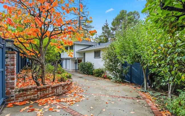 Foto del edificio - 339 Vine St