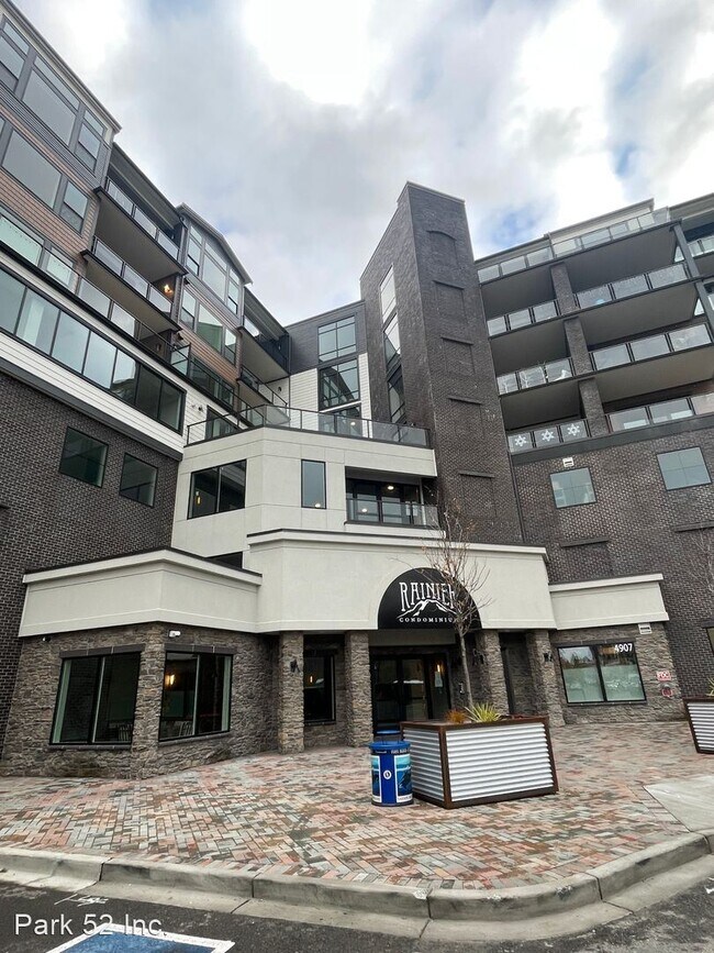 Foto del edificio - 2 br, 2 bath House - 4907 Main St. #509