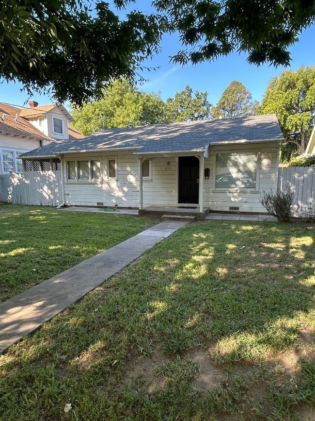 Building Photo - 1515 Citrus Ave