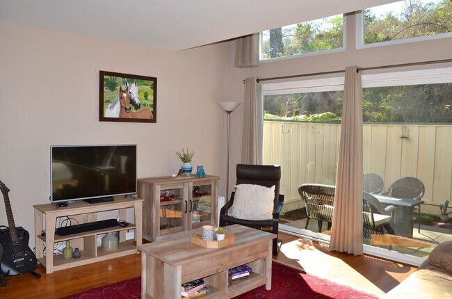 Foto del edificio - 1235 Terra Nova Blvd