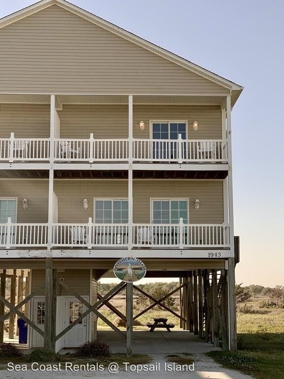 1943 New River Inlet Rd, North Topsail Beach, NC 28460 Apartment for