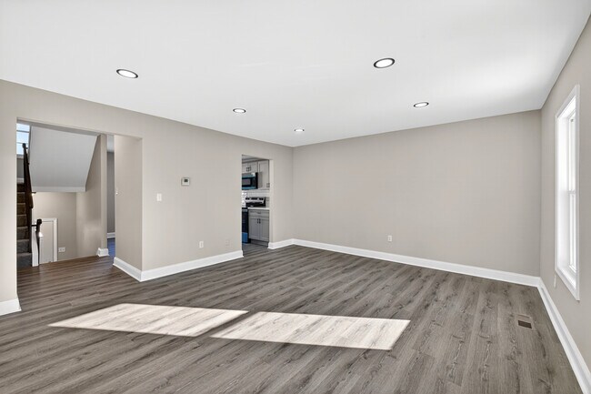 Building Photo - 204 Whitherspoon Ln