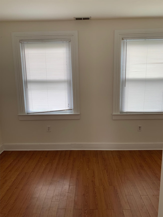 Foto del edificio - 2225 Venable St