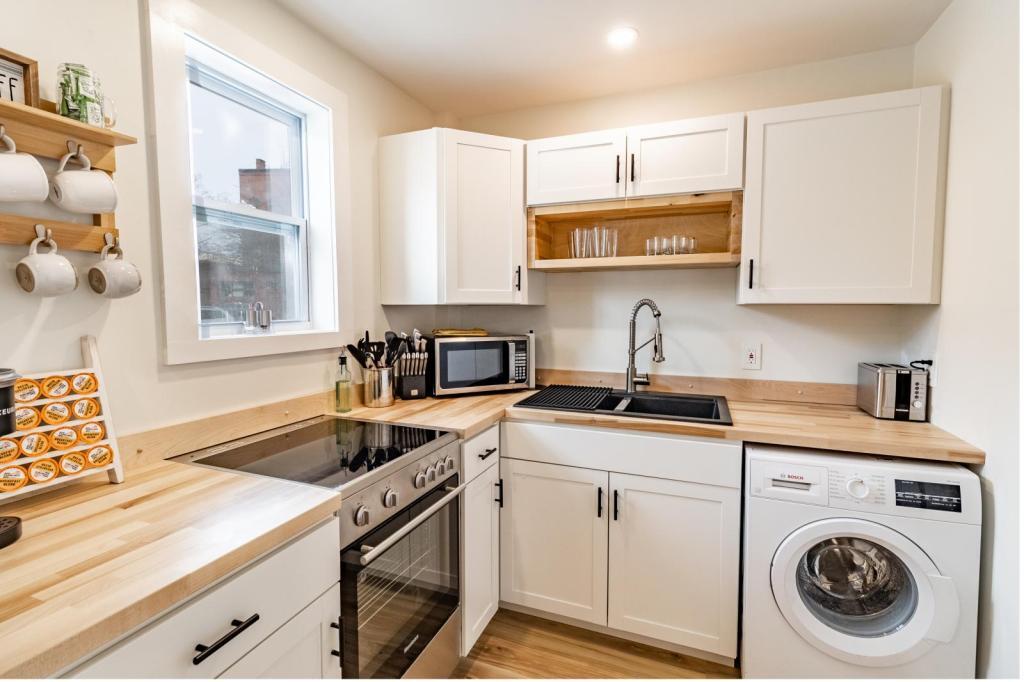 Photo - 50 E St Unit A