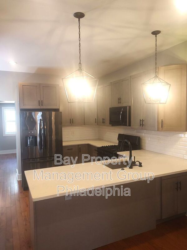 Foto del edificio - 4125 Parrish St