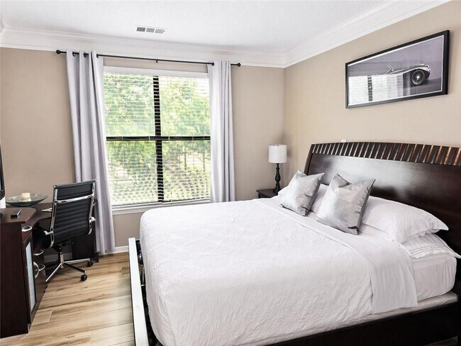 Foto del edificio - 401 16th St NW