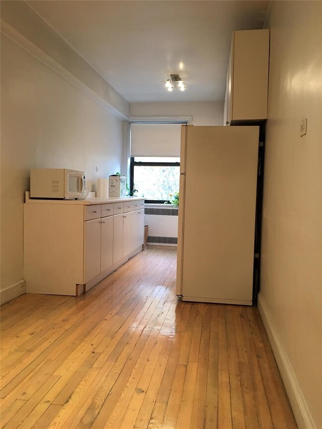 Foto del edificio - 3131 54th St