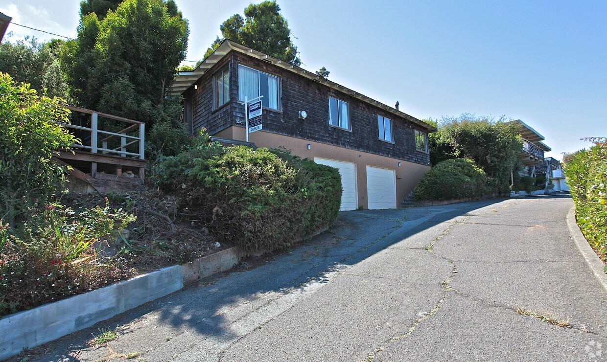 Foto principal - 608 Locust St