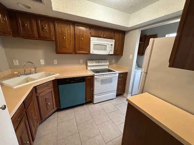 Photo - 3635 Garden Brook Dr Apartment