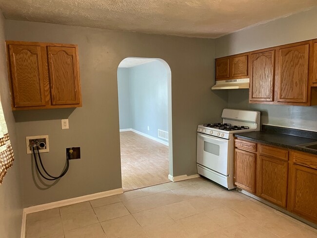 Photo - 13100 Meadowlawn Dr House