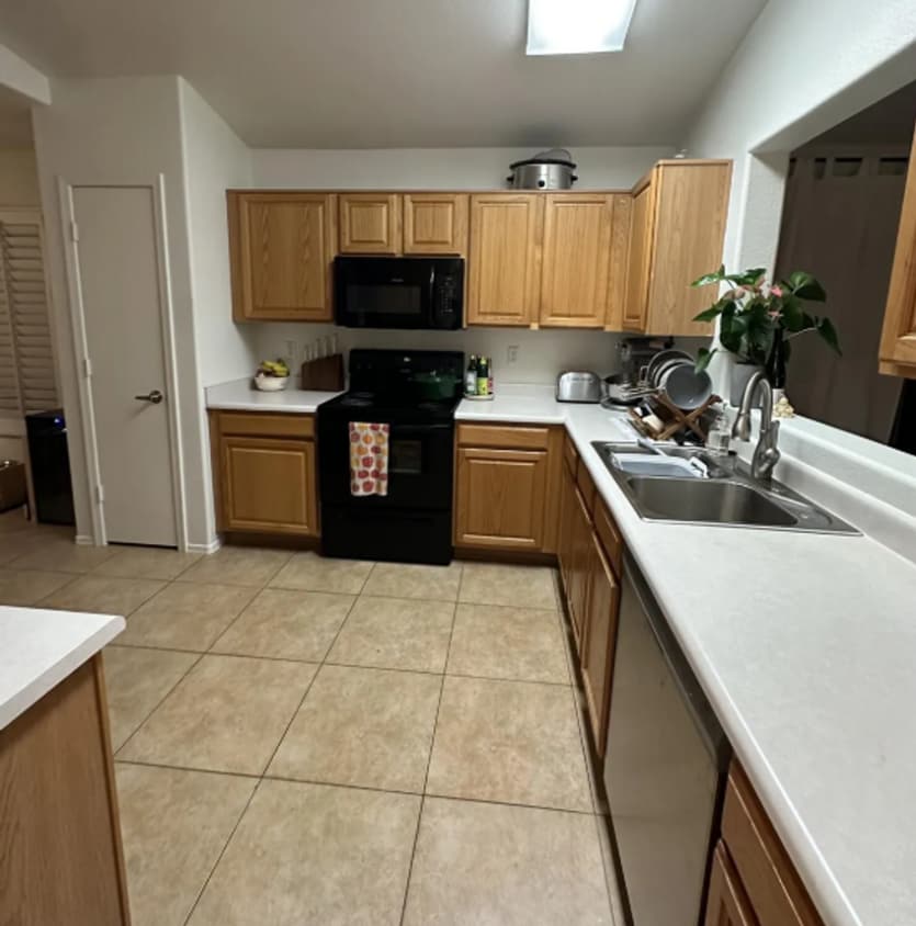 Building Photo - Coming Soon July 2025! 3bedrom 2 bath