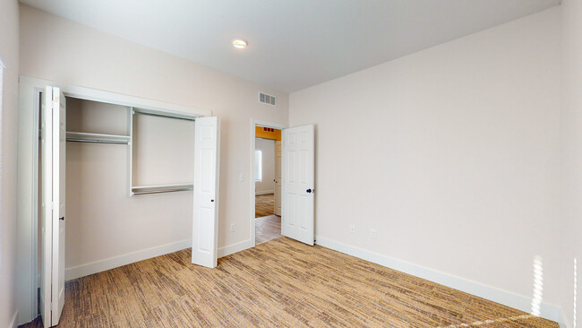 Foto del edificio - 15696 E 21st St N