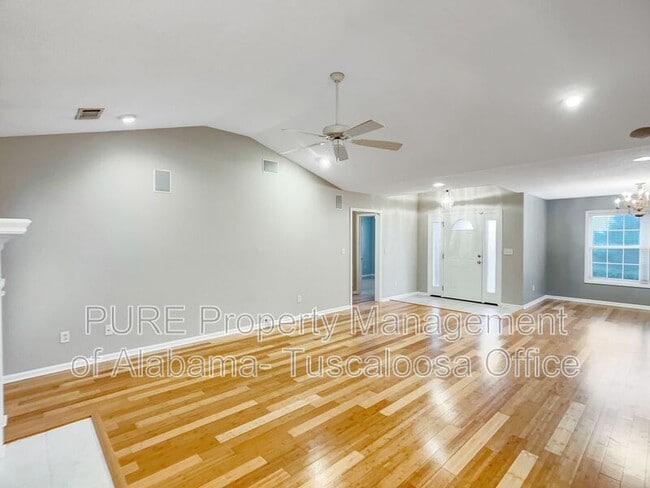 Building Photo - 3108 Wisteria Ln