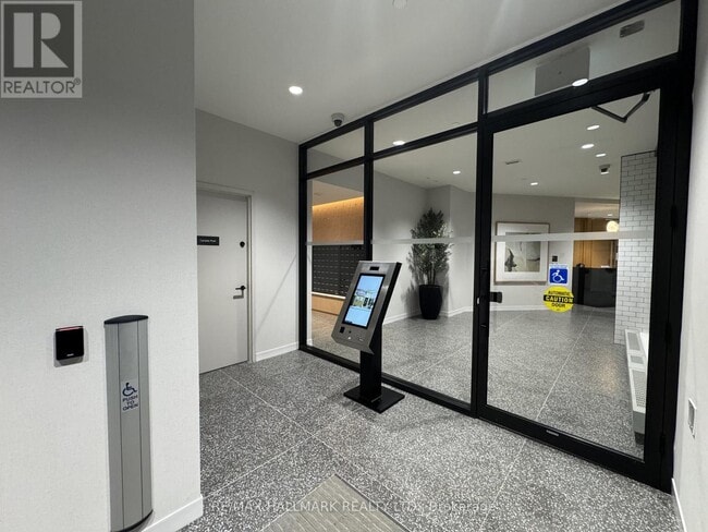 Building Photo - 2495 Eglinton Ave W